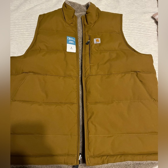 Carhartt Jackets & Coats Womens Carhartt Montana Insulated Vest